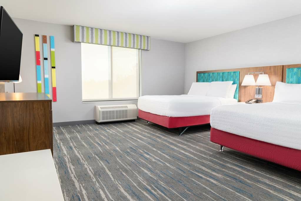 Фото Hampton Inn & Suites Santa Rosa Sonoma Wine Country