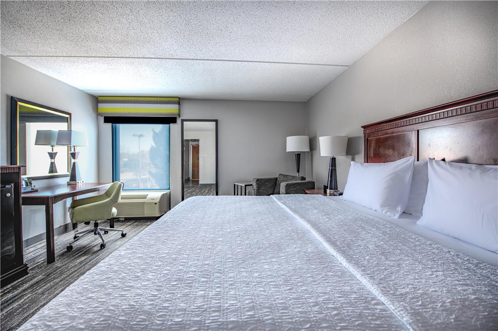 Фото Hampton Inn Newport News-Yorktown