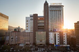 Гостиница The Brigh Center Hotel Weihai