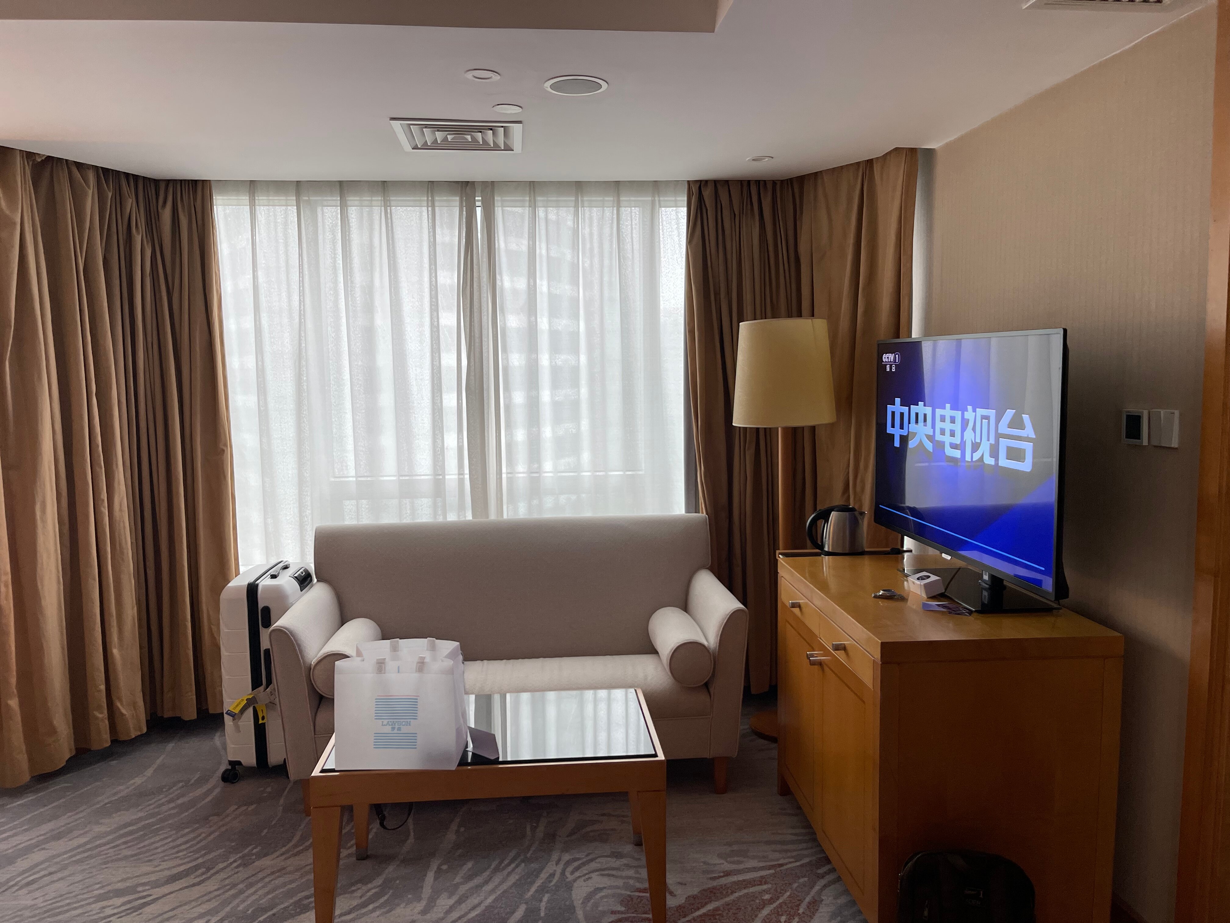 Фото DoubleTree by Hilton Hotel Shanghai - Pudong