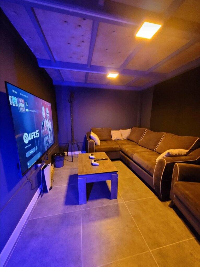 Gaming club Izzi, Astana, photo