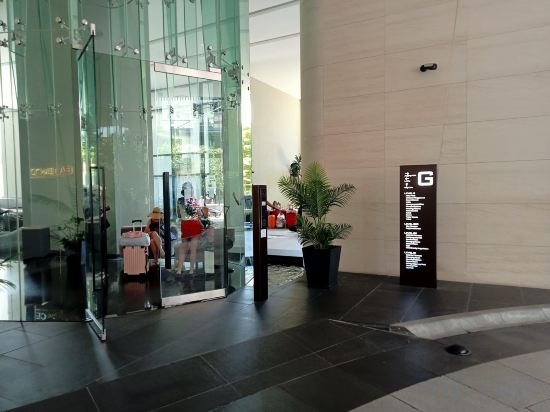 Фото Eaton Residences Klcc by Luna