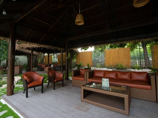 Фото Century Park Hotel