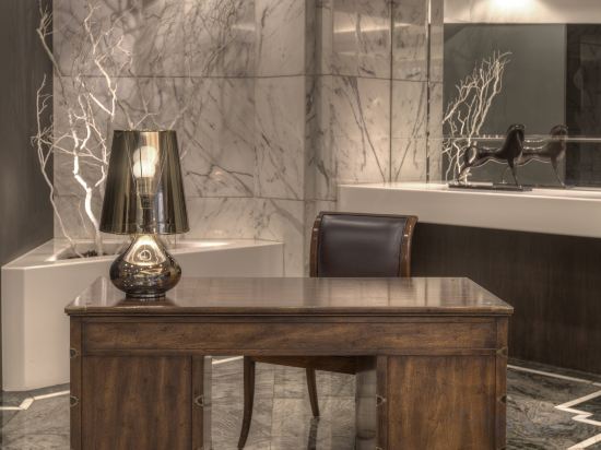 Фото Stanford Hillview Hotel