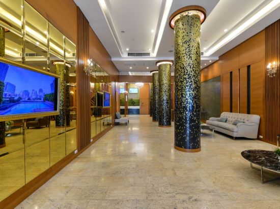 Фото Arawana Regency Park Sukhumvit