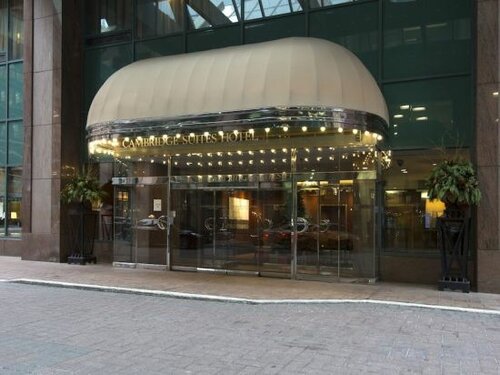 Внешний вид отеля Cambridge Suites Toronto в Торонто, фото 3