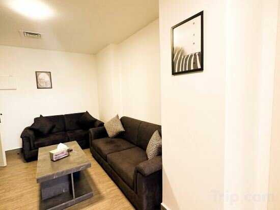 Hotel Central Apartment For Rent 29, Amman, photo
