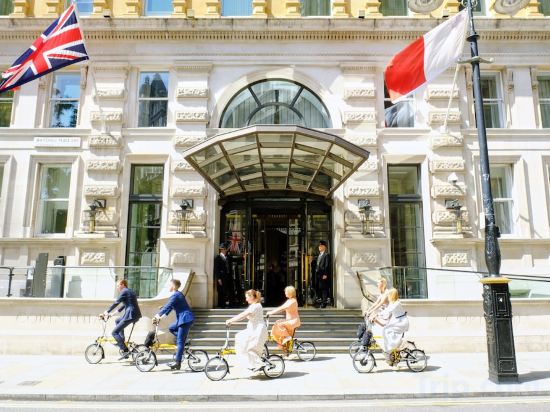 Фото Corinthia London