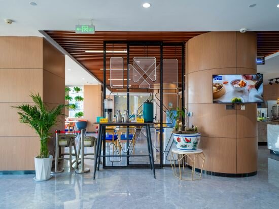 Фото 13602951653