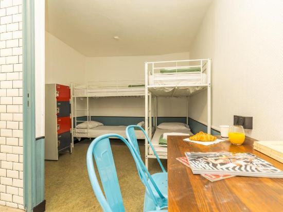 Фото Young and Happy Hostel