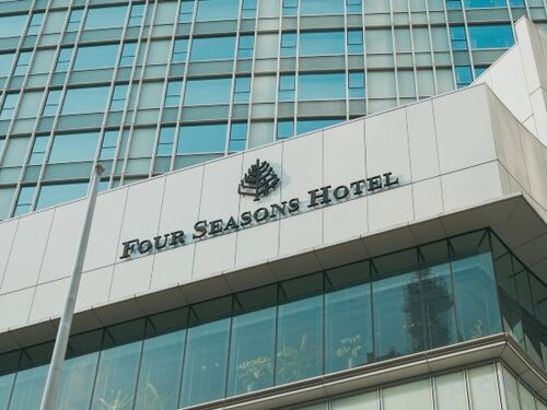 Внешний вид отеля Four Seasons Hotel Hong Kong в Гонконге (остров), фото 3