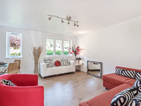 Фото 2 Bed Flat, Dedicated Workspace, Parking, 4ktv