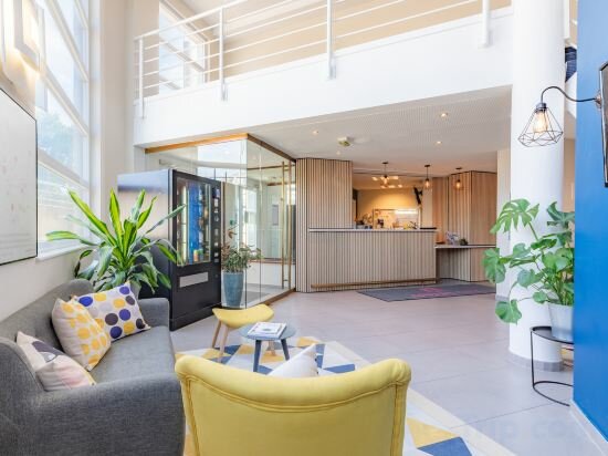 Фото отеля 2