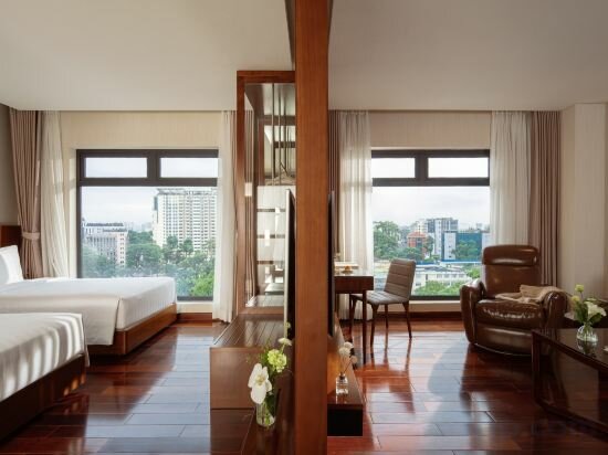 Фото Orchids Saigon Hotel