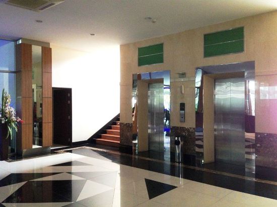 Фото August Suites