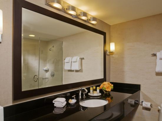 Фото Hyatt Centric Arlington