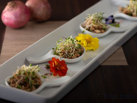 Фото Kingston Suites Bangkok