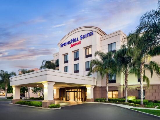 Фото SpringHill Suites by Marriott Bakersfield