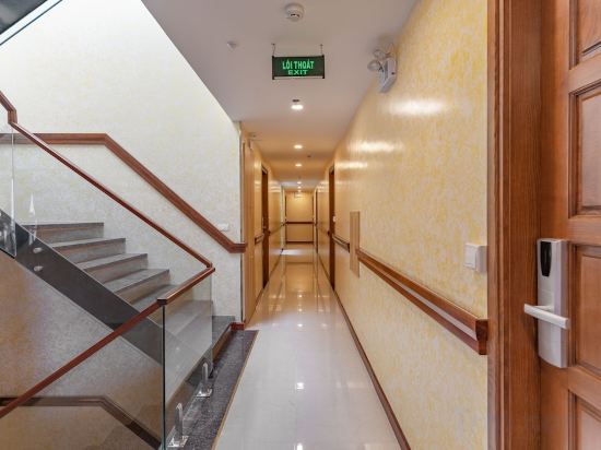 Фото 22Land Moon West Lake