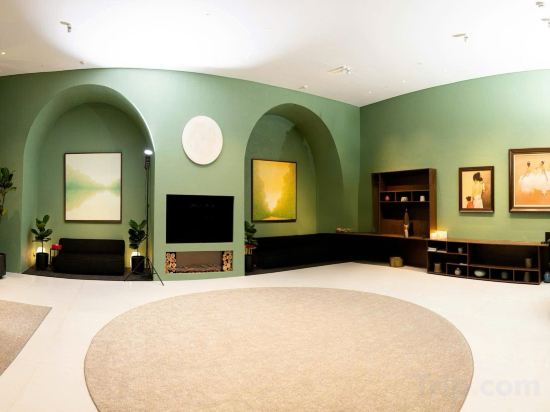 Фото Somerset West Point Hanoi