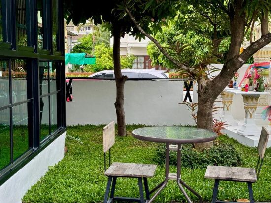 Фото Tanwa Hotel