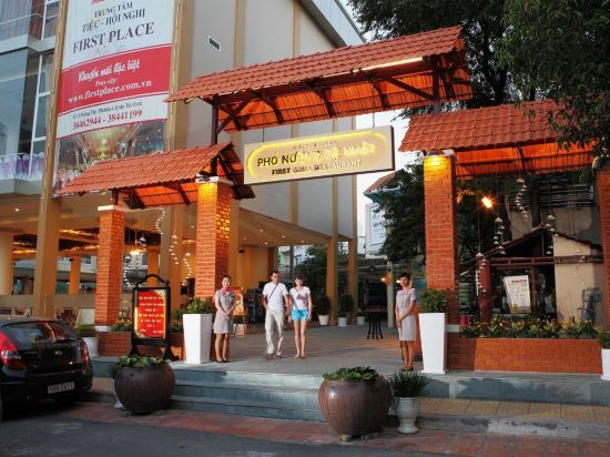 Фото First Hotel