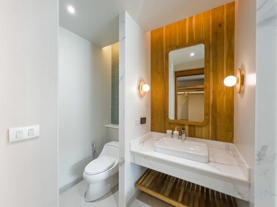 Фото Phi Phi at Pier