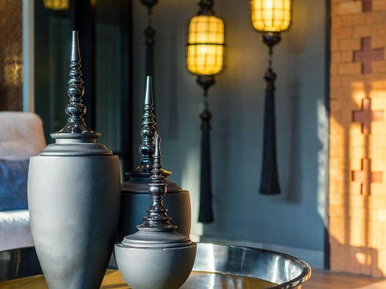Фото L Nimman Boutique Hotel
