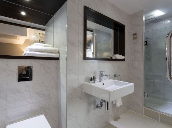 Фото DoubleTree by Hilton London Greenwich