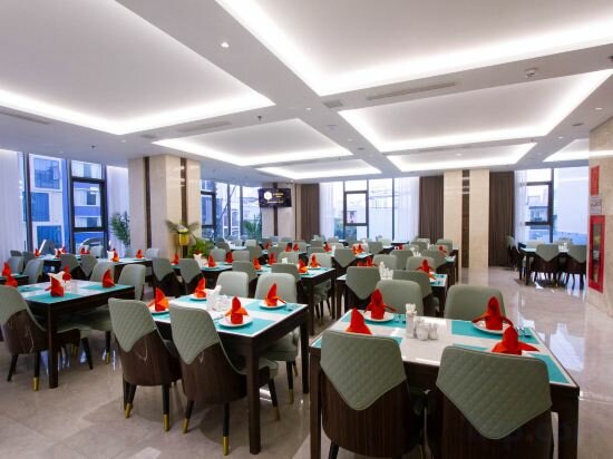 Фото Cordial Hotel