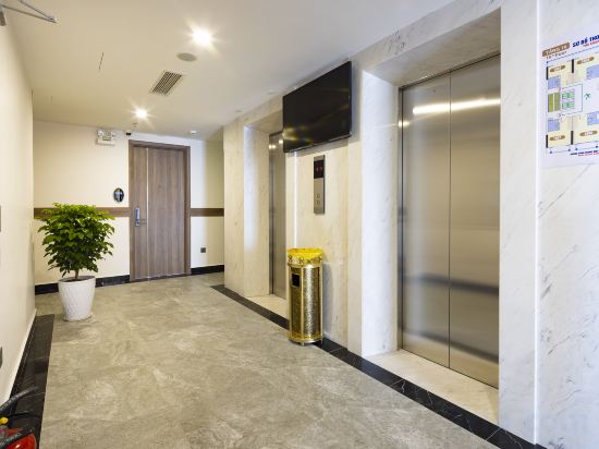 Фото Avari Hotel