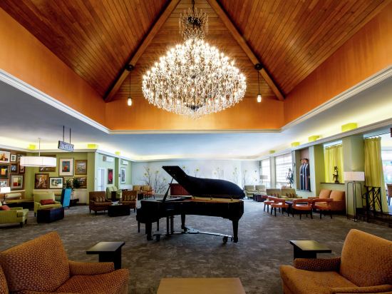 Фото Hilton Garden Inn New York/Staten Island