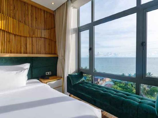 Фото The Tahiti Beach Hotel