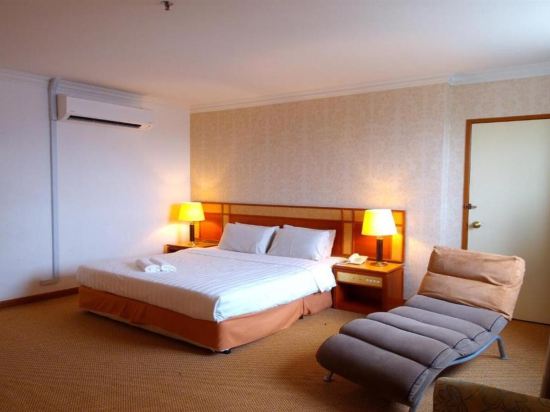 Фото Pelican Hotel