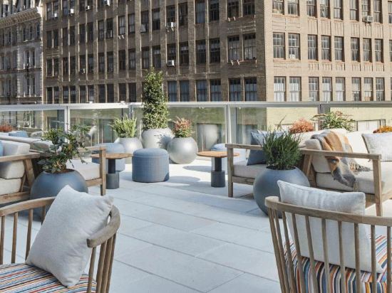 Фото Virgin Hotels New York City