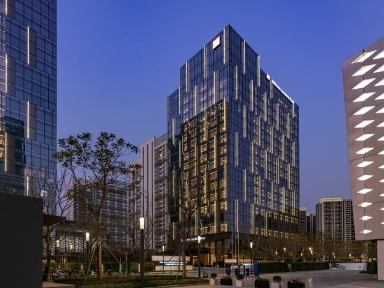Фото Hilton Garden Inn Shenzhen World Exhibition & Convention Center