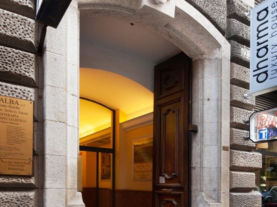 Фото Dharma Luxury Hotel