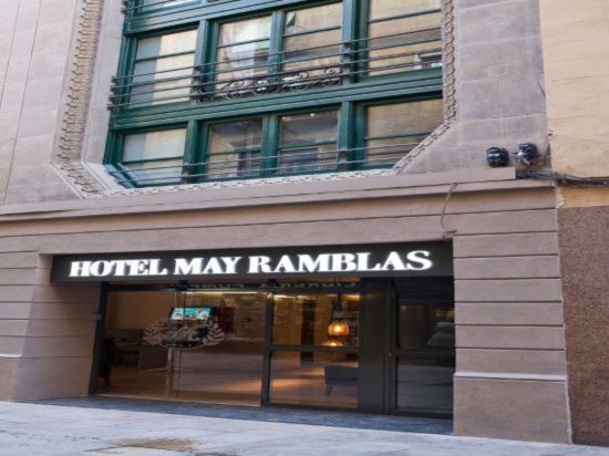Фото May Ramblas Barcelona