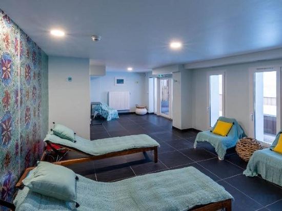 Фото Garrigae Villa La Florangerie