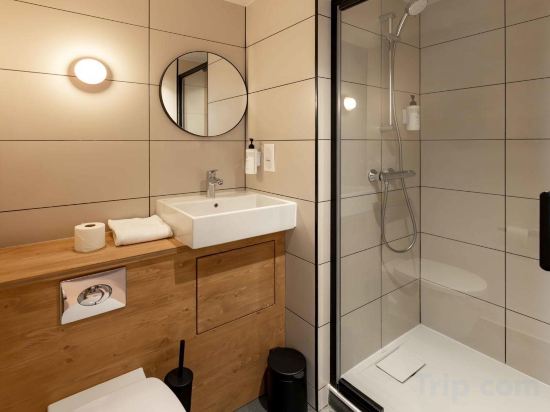 Фото EasyHotel Barcelona La Sagrera