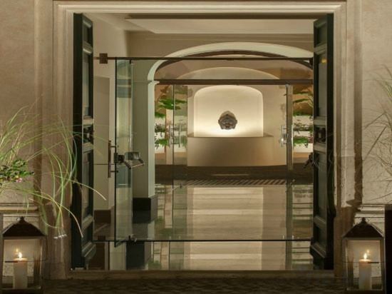 Фото Palazzo Scanderbeg