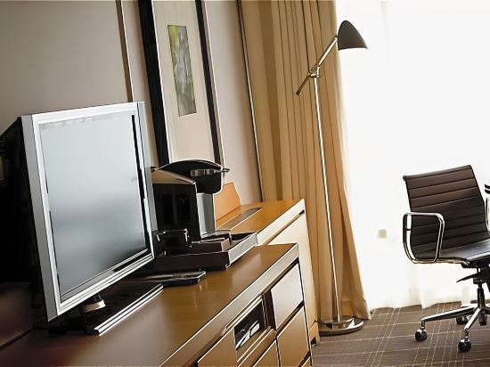 Фото The Colonnade Hotel Back Bay