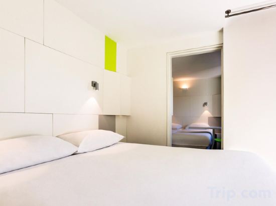 Фото Ibis Styles Ajaccio Napoleon