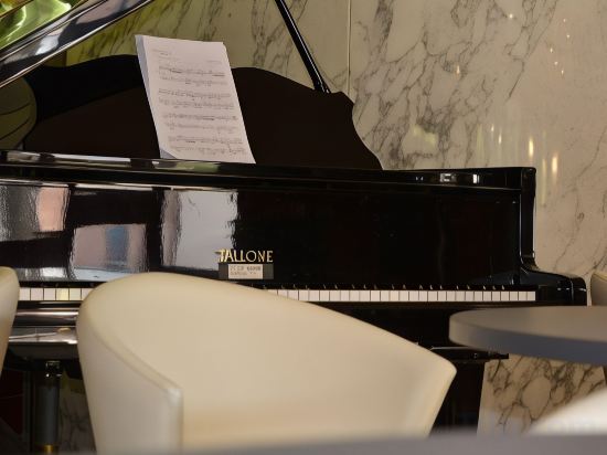 Фото Hotel Sunflower