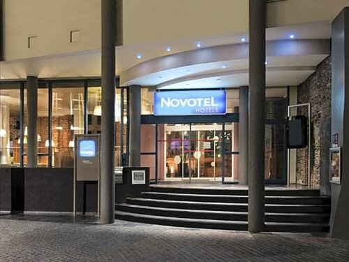Внешний вид отеля Novotel Gent Centrum в Генте, фото 1
