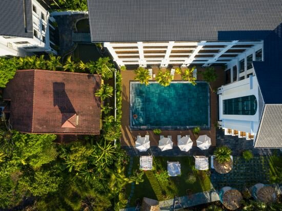 Фото Shining Riverside Hotel and SPA