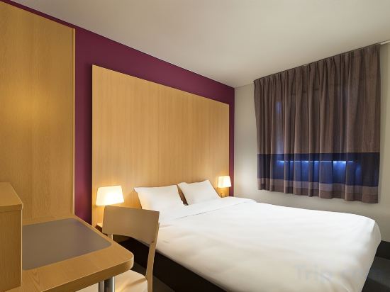 Фото B&b Hotel Tours Parc Expo St Avertin