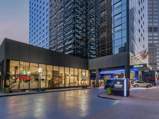 Фото Hilton Denver City Center