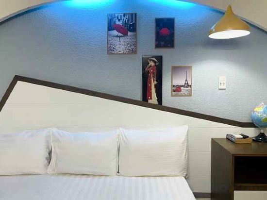 Фото Ailen Garden Hotel