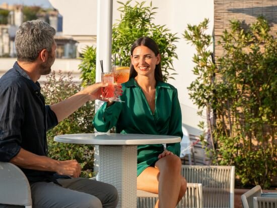 Фото The Glam Hotel